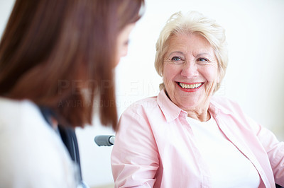 Friendly doctor and patient relations - Senior Health